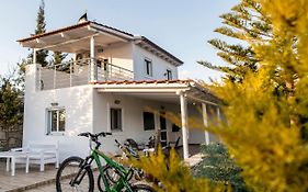 Villa Liostasi